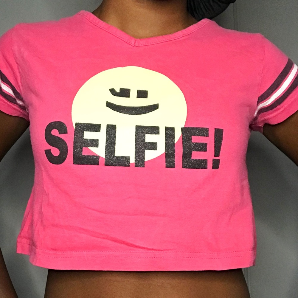 FREESTYLE REVOLUTION Pink “Selfie” crop top (kids)